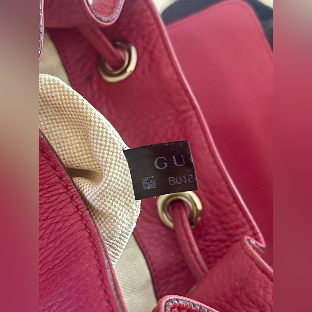 Gucci Bamboo 387149 Small Backpack w/Tassels Pebbled Leather Vintage Raspberry - Picture 15 of 16